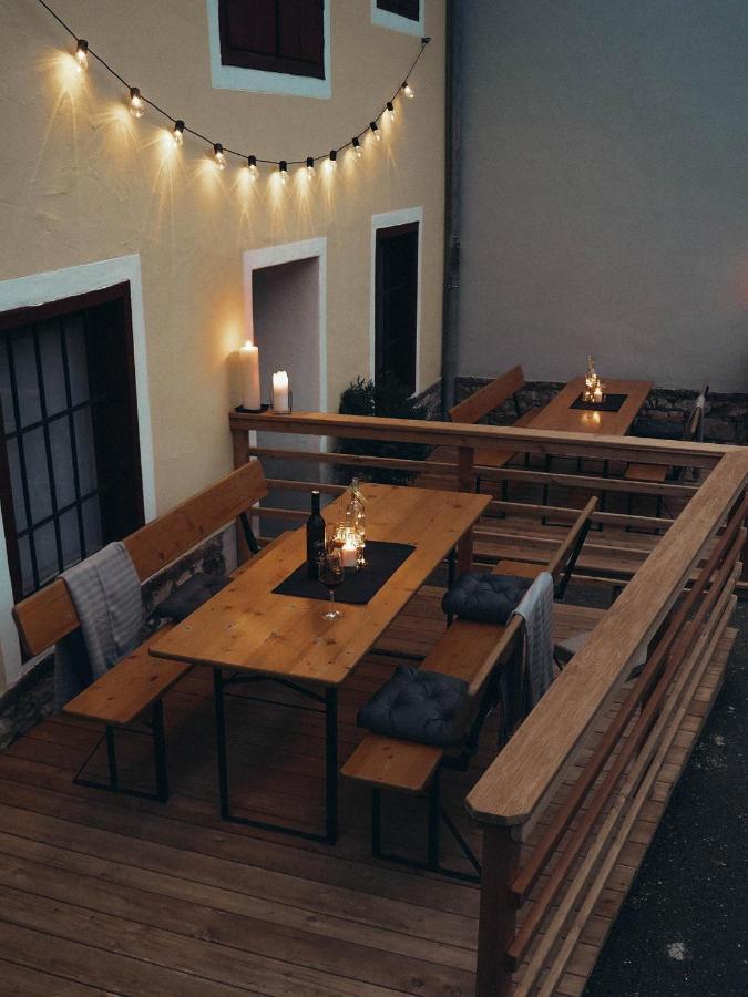 Gasthof Zum Gruenen Specht Oberzeiring Exterior foto